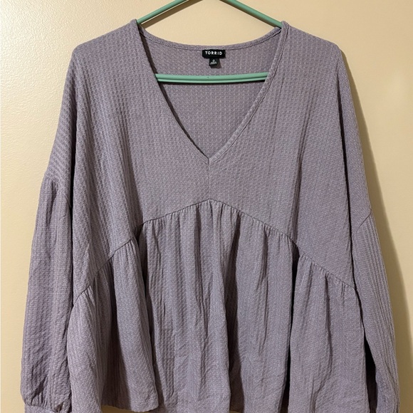 torrid Tops - TORRID Women's Lavender V- Neck Top
